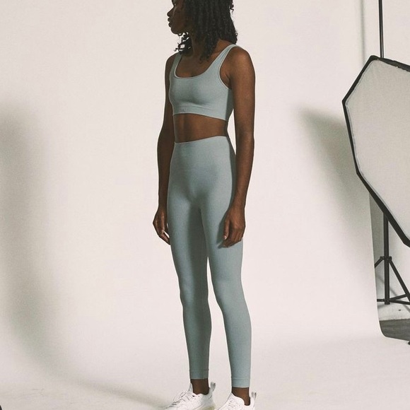 SET Active Pants - SETactive Sculptflex Leggings and Bra